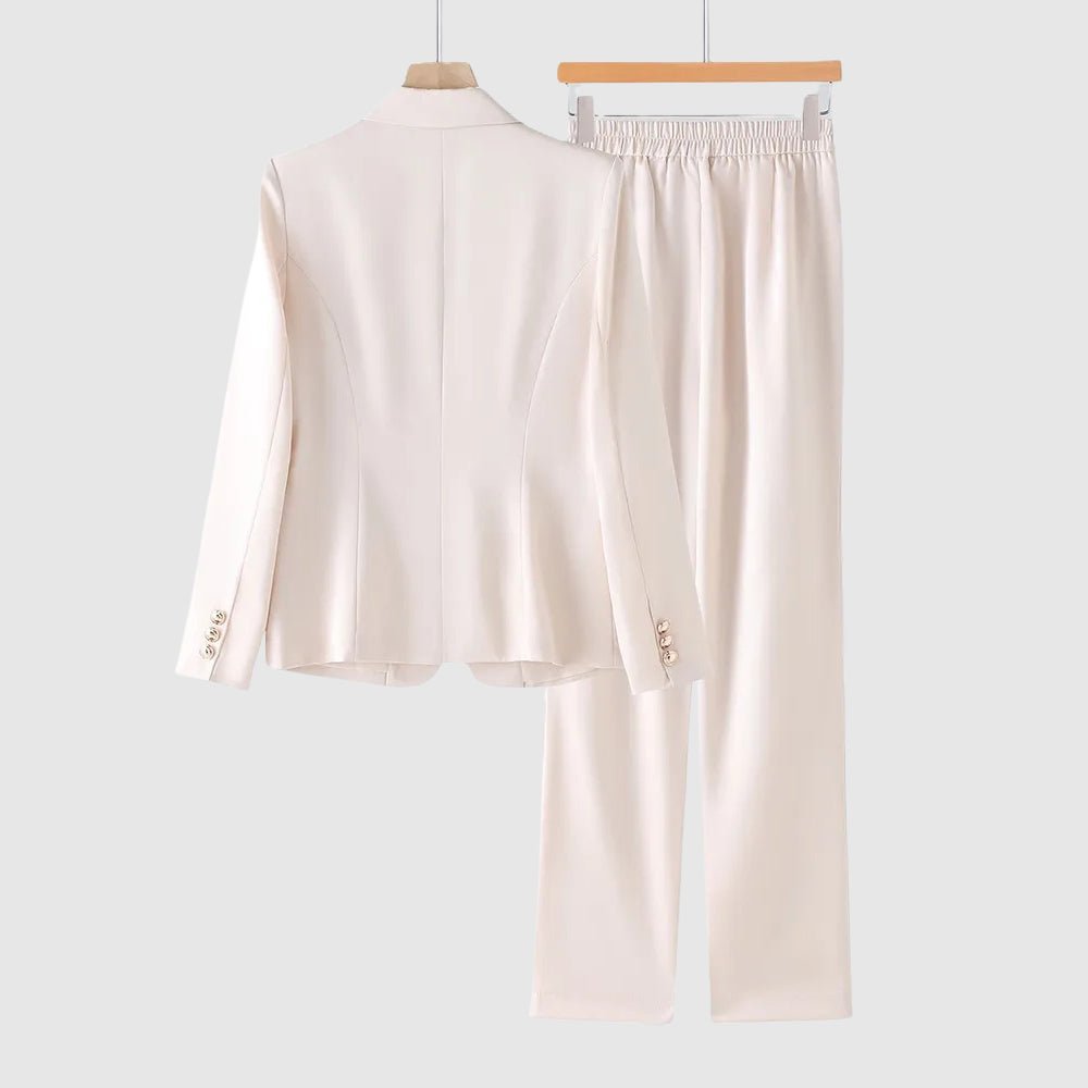 Chloé Rousseau Executive Power Set